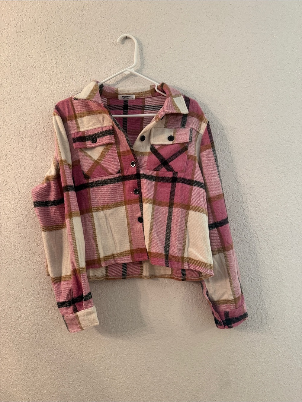 zeagoo Pink Plaid Button-Up Cropped Shacket